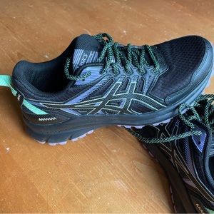 Asics Trail Scout 2 running shoes. 8.5 US